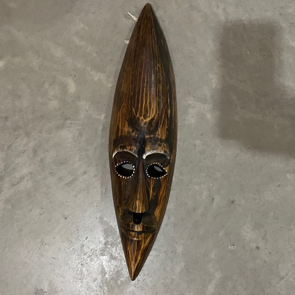 Decorative mask - Picture 1 of 5